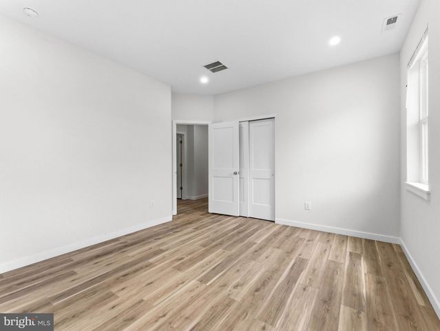 1327 FILBERT AVE, Glassboro, NJ 08028