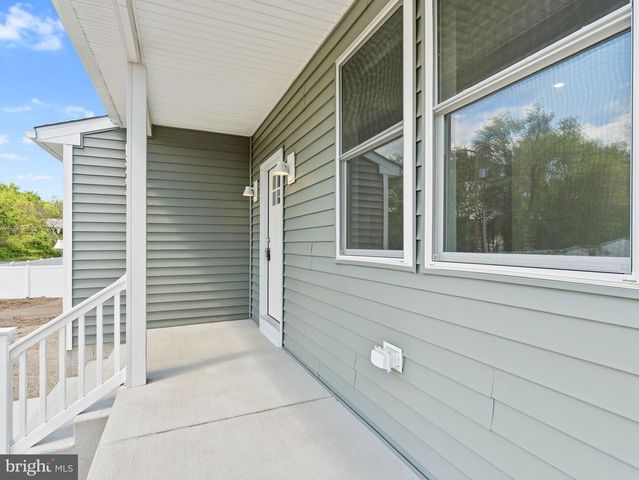 1327 FILBERT AVE, Glassboro, NJ 08028