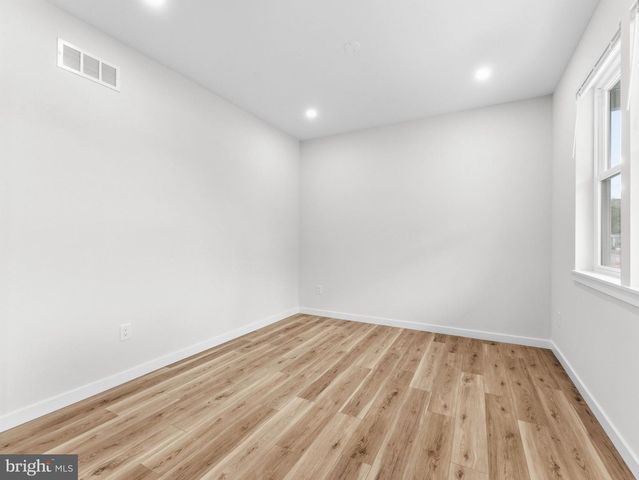 1327 FILBERT AVE, Glassboro, NJ 08028