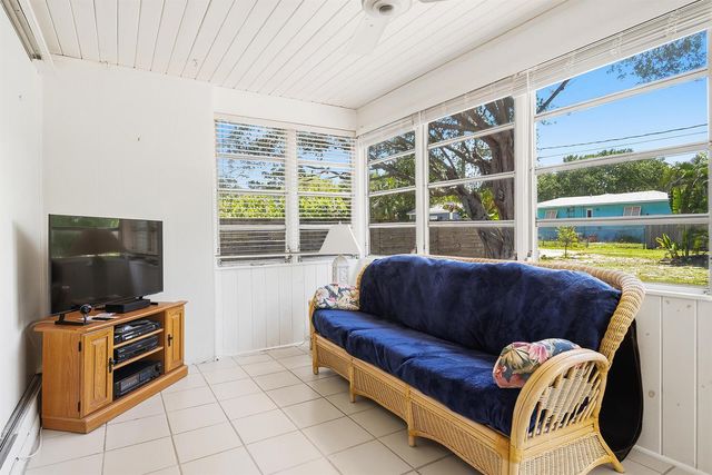 1205 North M Street, Lake Worth Beach, FL 33460