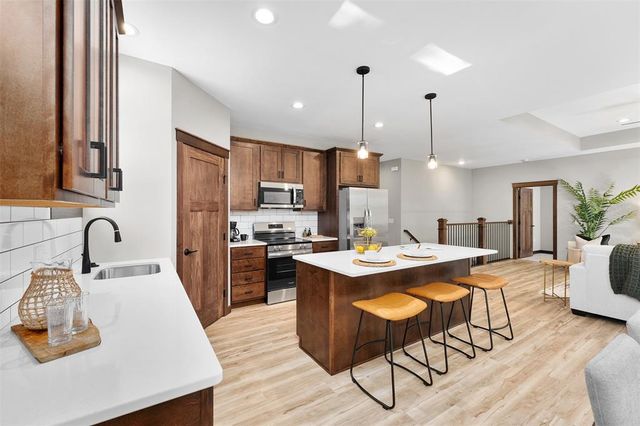 1197 Craven Court, Eau Claire, WI 54703