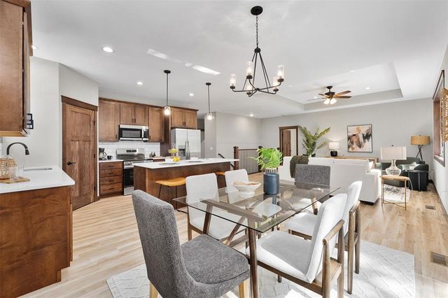 1197 Craven Court, Eau Claire, WI 54703