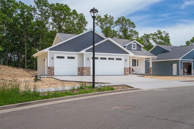 1197 Craven Court, Eau Claire, WI 54703