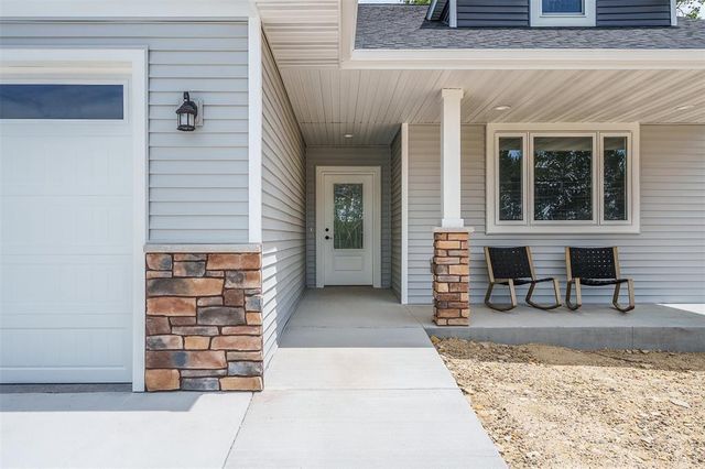 1197 Craven Court, Eau Claire, WI 54703