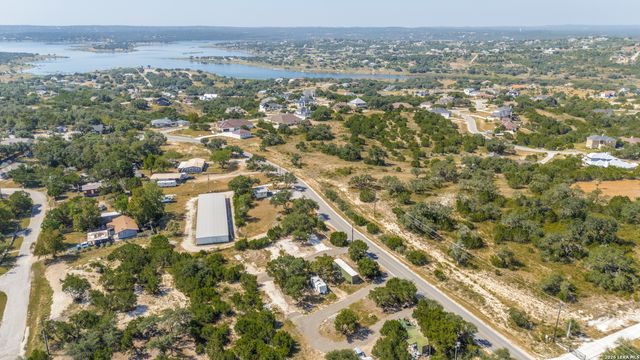 23455 N CRANES MILL RD, Canyon Lake, TX 78133
