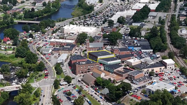 121 Main Street, Putnam, CT 06260