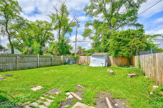 18669 Coyle Street, Detroit, MI 48235