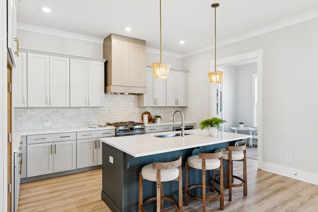 723 Rumbling Leaf Lane, Summerville, SC 29486