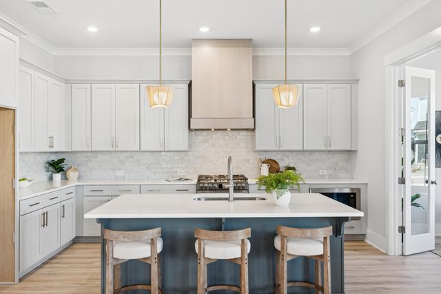 723 Rumbling Leaf Lane, Summerville, SC 29486