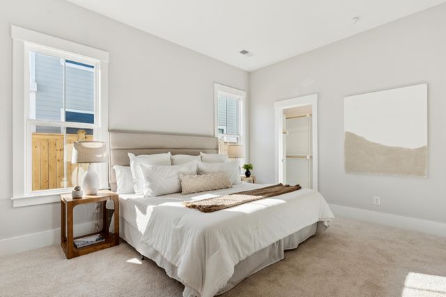 723 Rumbling Leaf Lane, Summerville, SC 29486