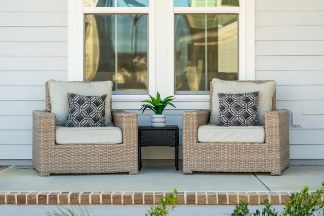 723 Rumbling Leaf Lane, Summerville, SC 29486