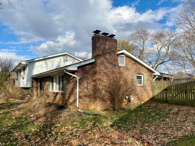 123 Hillandale Drive, Somerset, KY 42501