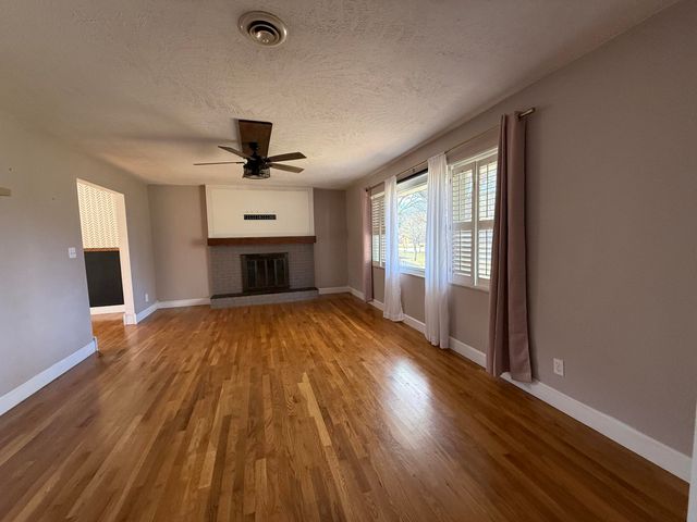 123 Hillandale Drive, Somerset, KY 42501