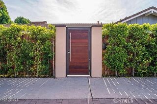 6656 Columbus Avenue, Van Nuys, CA 91405