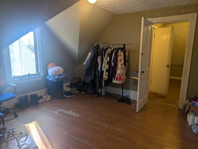 758 Jenks Avenue, Saint Paul, MN 55106