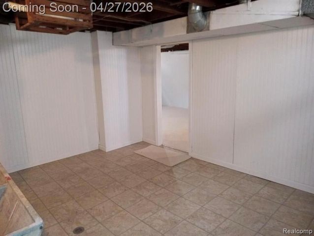 16735 Lincoln Avenue, Eastpointe, MI 48021