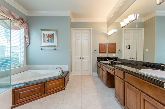 5243 Harvest Bend Court, Sugar Land, TX 77479