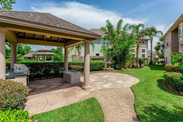 5243 Harvest Bend Court, Sugar Land, TX 77479