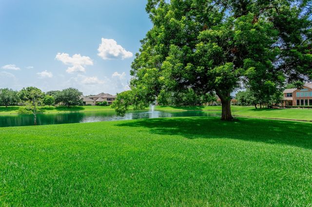 5243 Harvest Bend Court, Sugar Land, TX 77479