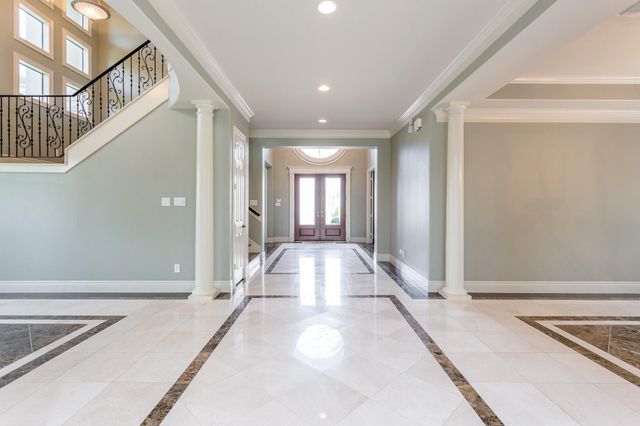 5243 Harvest Bend Court, Sugar Land, TX 77479