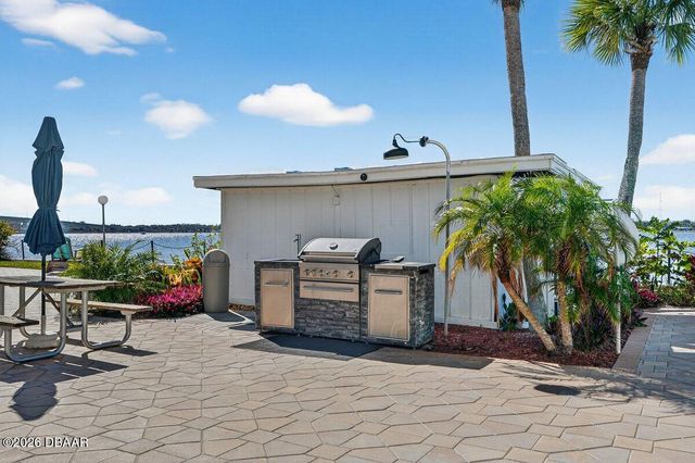 925 N Halifax Ave Apt 1109, Daytona Beach, FL 32118