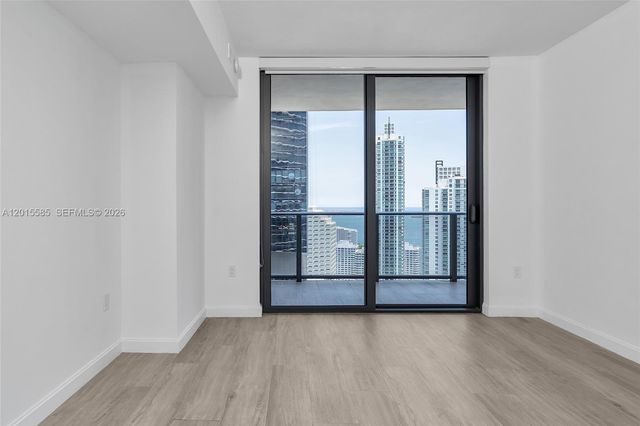45 SW 9th St 3502, Miami, FL 33130
