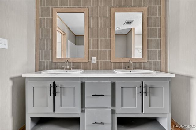 94448 N Zella Point, Dunnellon, FL 34433