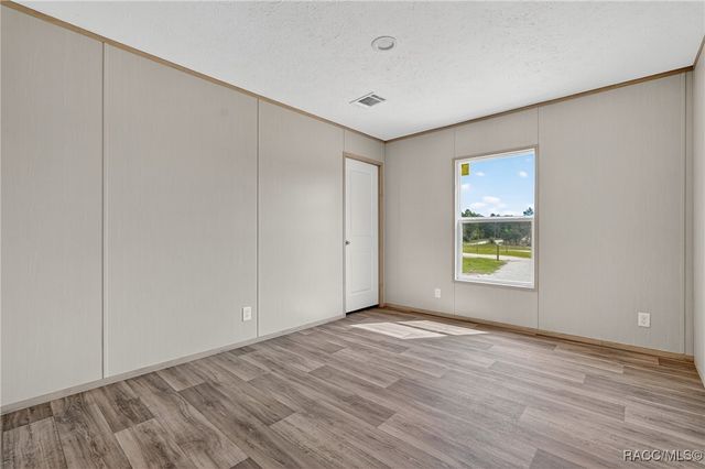 94448 N Zella Point, Dunnellon, FL 34433