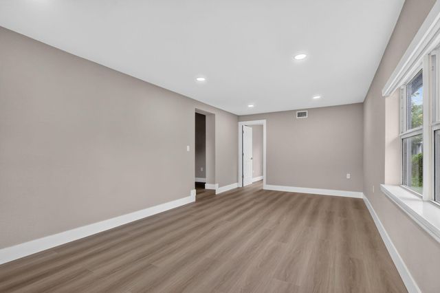 19320 NW 6TH Court, Miami Gardens, FL 33169