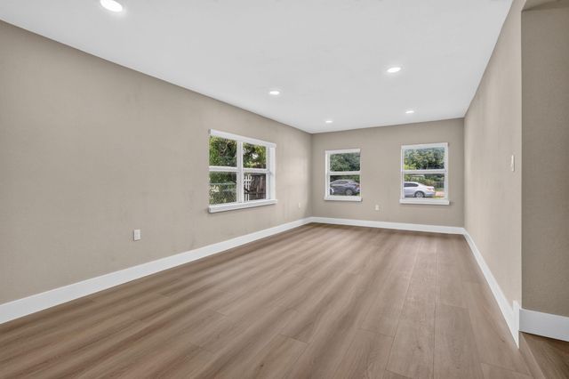 19320 NW 6TH Court, Miami Gardens, FL 33169