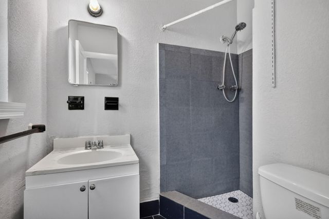 19320 NW 6TH Court, Miami Gardens, FL 33169