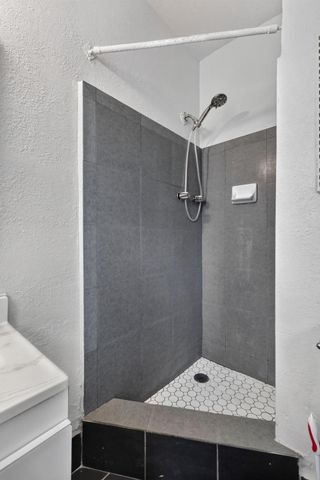 19320 NW 6TH Court, Miami Gardens, FL 33169
