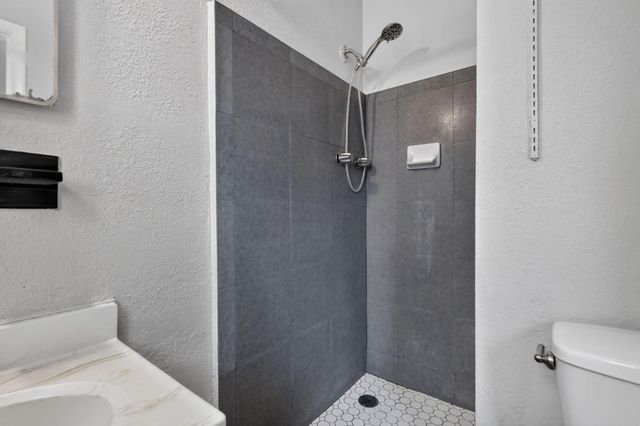 19320 NW 6TH Court, Miami Gardens, FL 33169