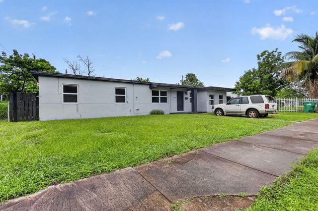 19320 NW 6TH Court, Miami Gardens, FL 33169