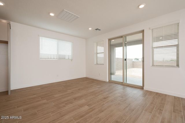 40218 N Alegre Drive, San Tan Valley, AZ 85140