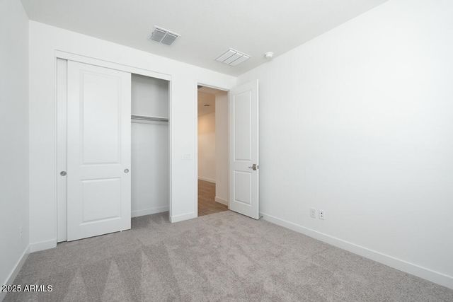 40218 N Alegre Drive, San Tan Valley, AZ 85140