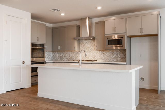 40218 N Alegre Drive, San Tan Valley, AZ 85140