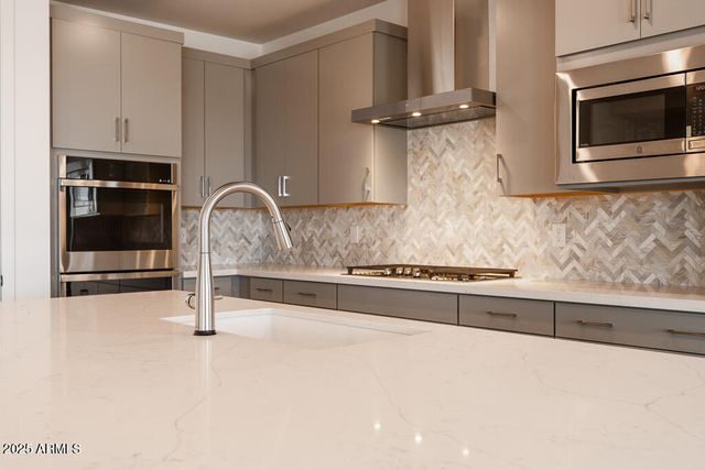 40218 N Alegre Drive, San Tan Valley, AZ 85140