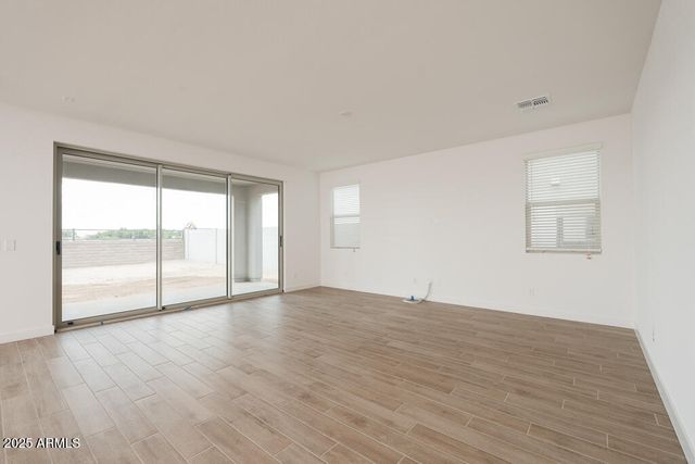 40218 N Alegre Drive, San Tan Valley, AZ 85140