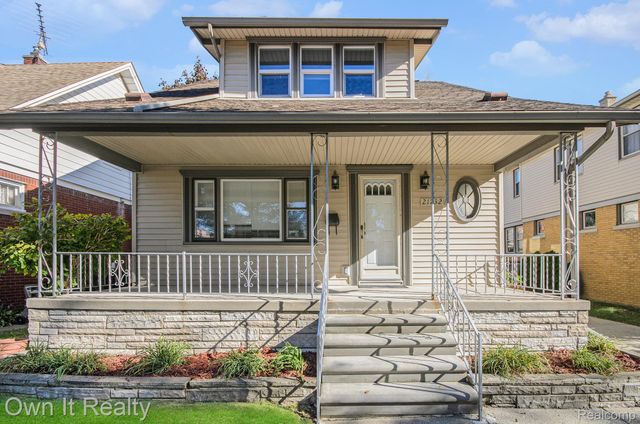 21732 Tenny Street, Dearborn, MI 48124