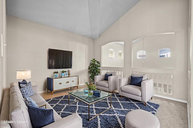 444 ghost flower Street, Horizon City, TX 79928