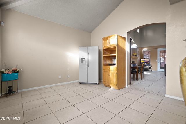 444 ghost flower Street, Horizon City, TX 79928