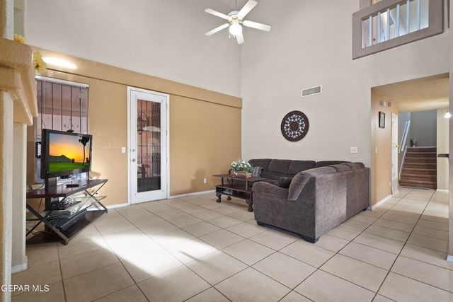 444 ghost flower Street, Horizon City, TX 79928