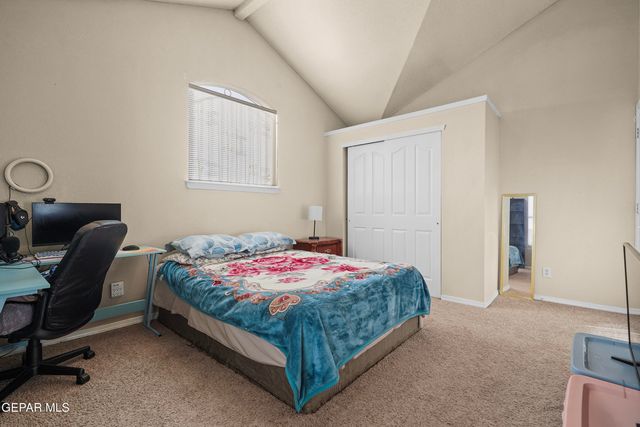 444 ghost flower Street, Horizon City, TX 79928