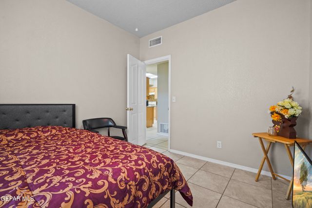 444 ghost flower Street, Horizon City, TX 79928