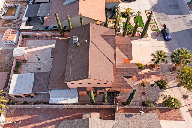 444 ghost flower Street, Horizon City, TX 79928