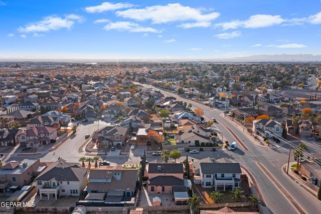 444 ghost flower Street, Horizon City, TX 79928