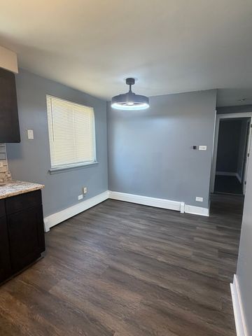 1220 E 79th Street 1E, Chicago, IL 60619