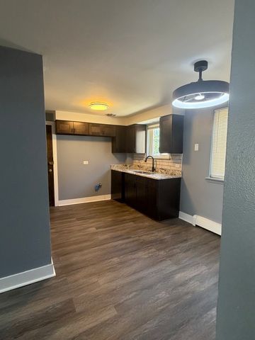 1220 E 79th Street 1E, Chicago, IL 60619