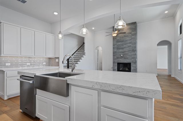 15200 Dorothy DR, Lakeway, TX 78734